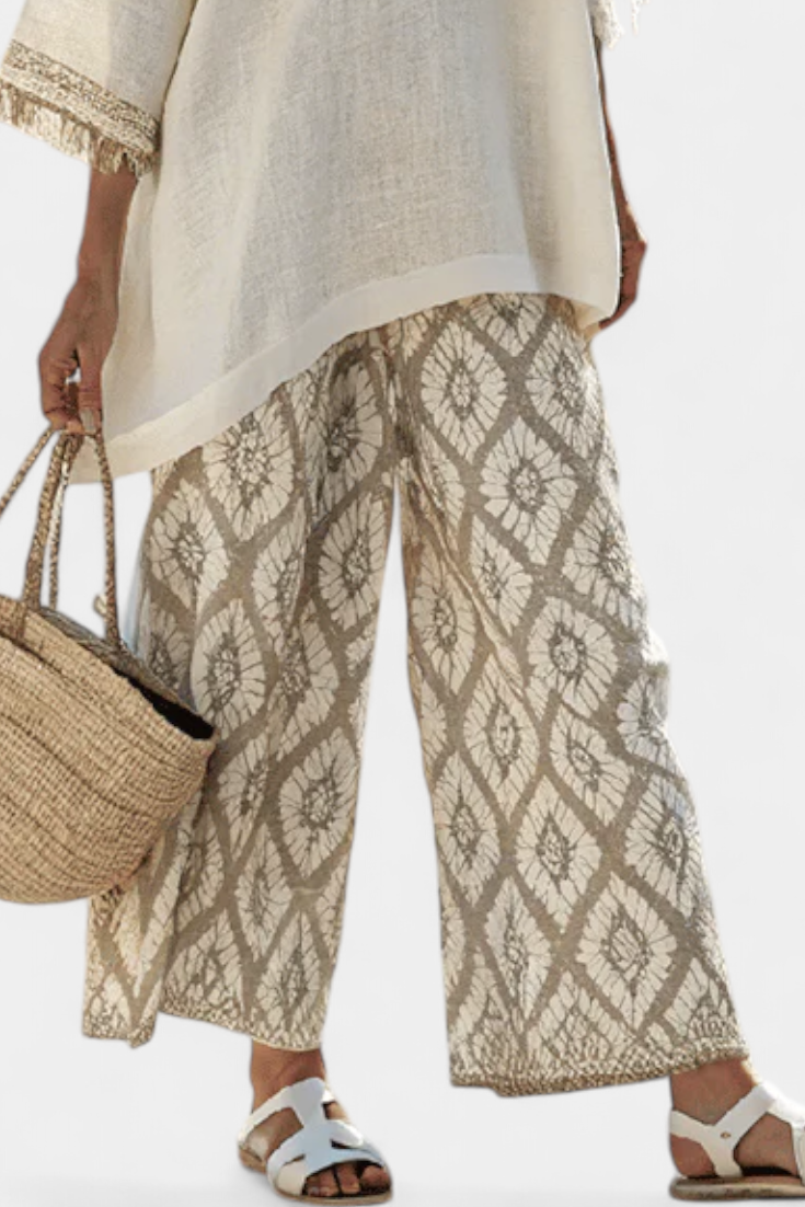 Tara | Refined Top & Casual Trouser Set