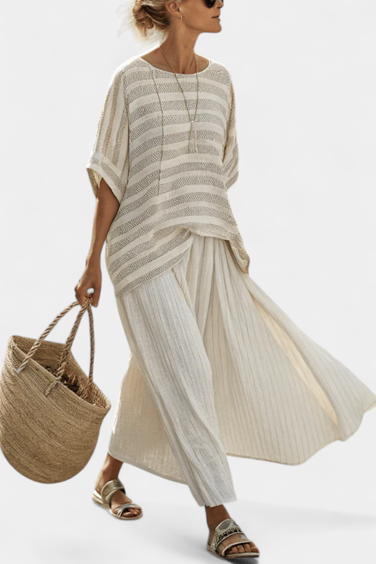 Lara | Comfortable Striped Top & Flowing Trousers