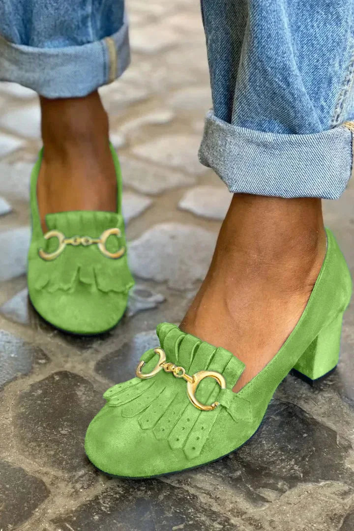 Court Shoes with Fringe and Gold Buckle
