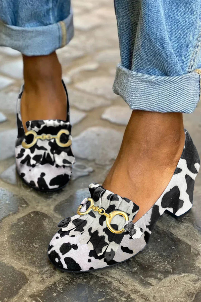 Court Shoes with Fringe and Gold Buckle