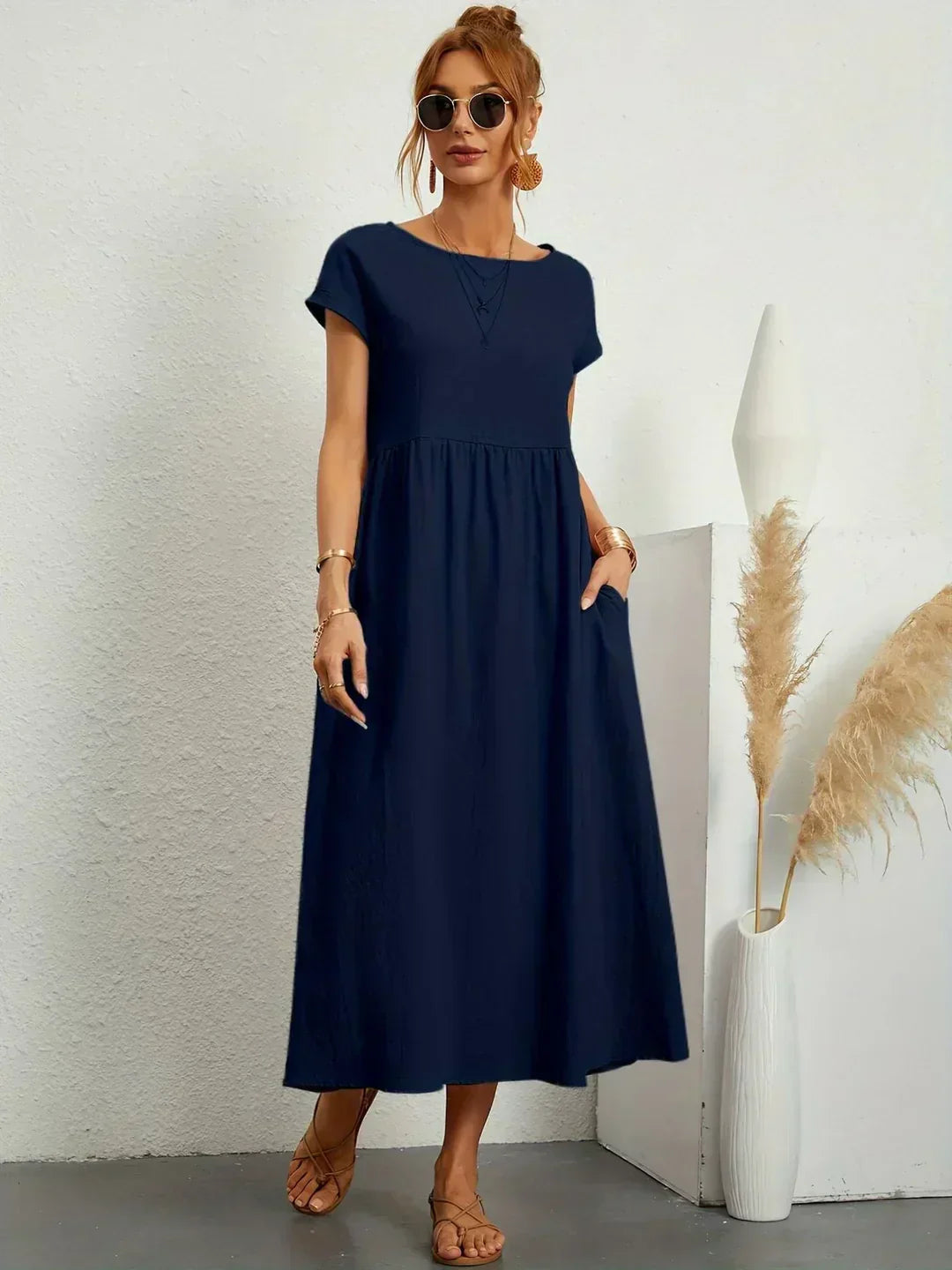 Chloe - Flowing Midi Dress with Timeless Elegance