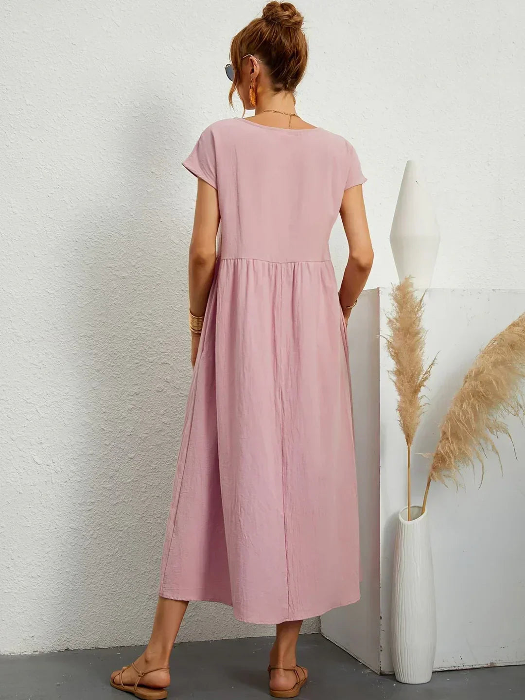 Chloe - Flowing Midi Dress with Timeless Elegance