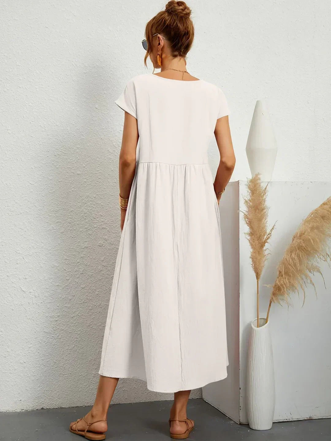 Chloe - Flowing Midi Dress with Timeless Elegance