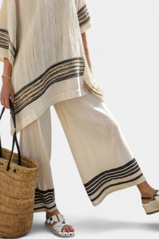 Amber | Elegant Black Striped Top & Flowing Trousers