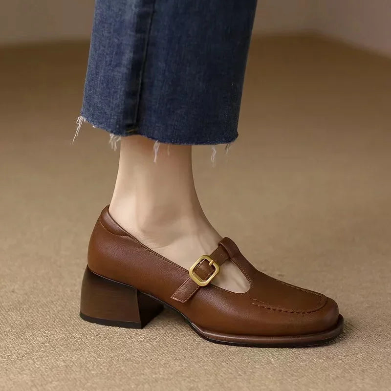Ysolenne | T-Bar Shoes with Vintage Elegance