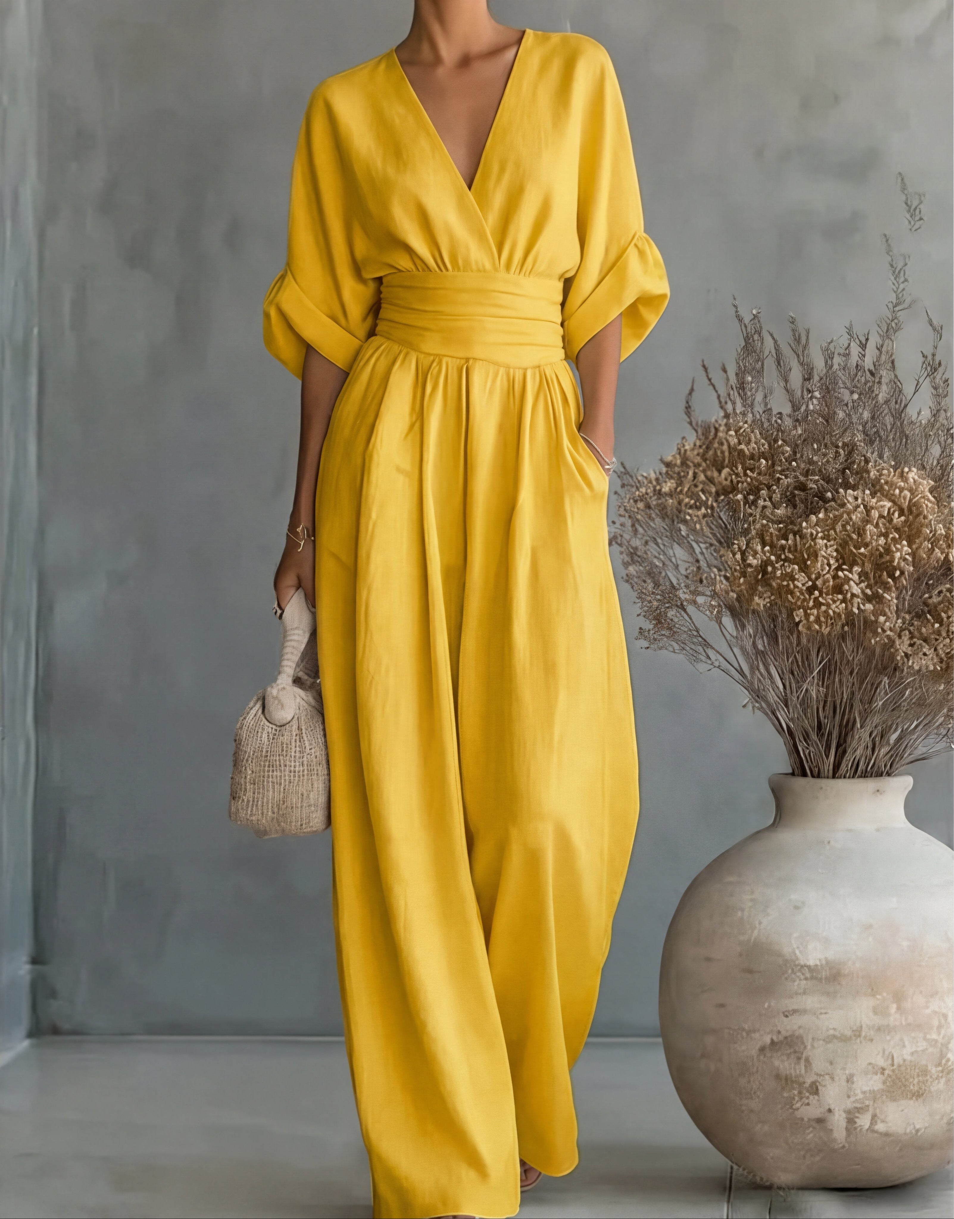 Jacy - Elegant V-Neck Jumpsuit