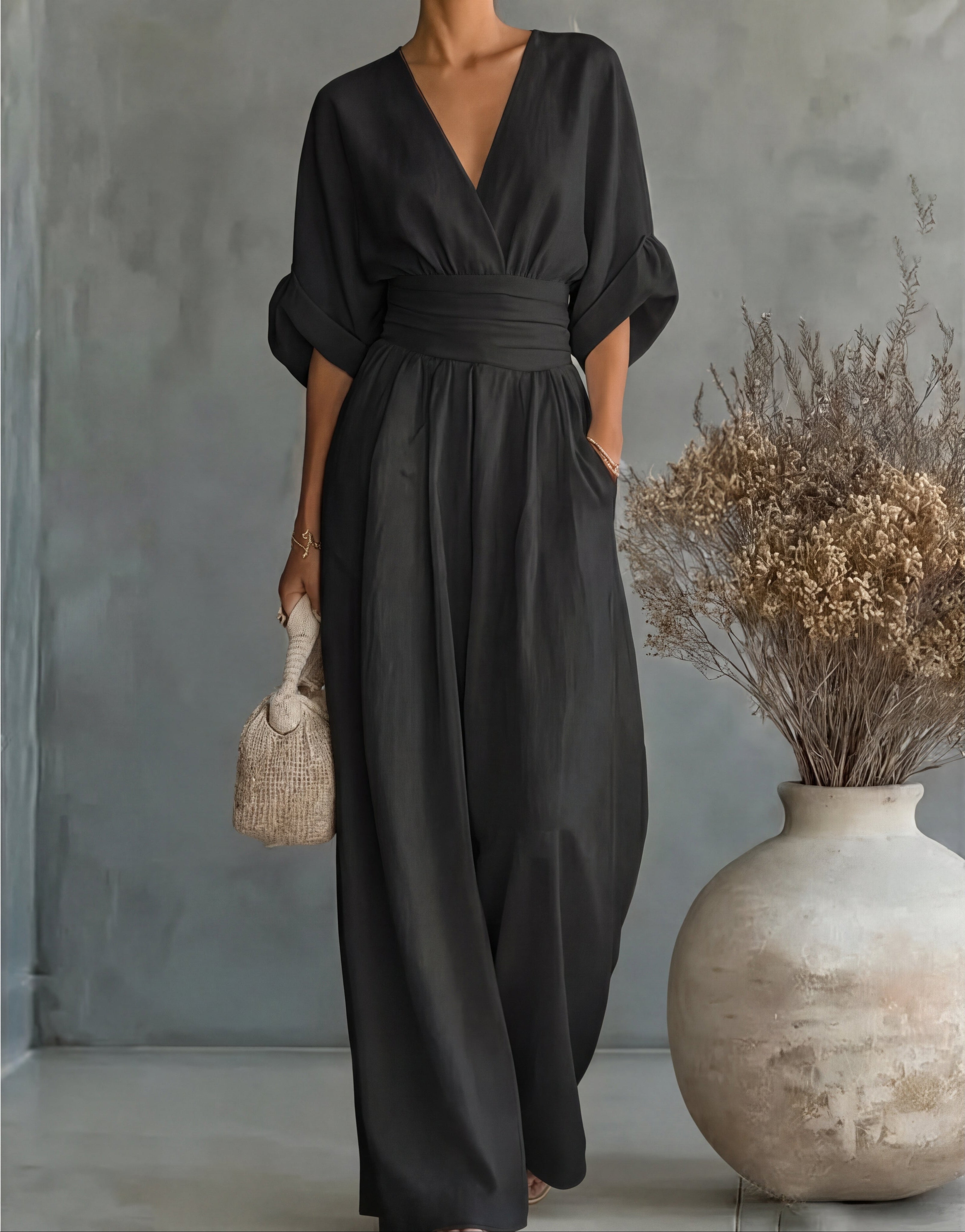Jacy - Elegant V-Neck Jumpsuit