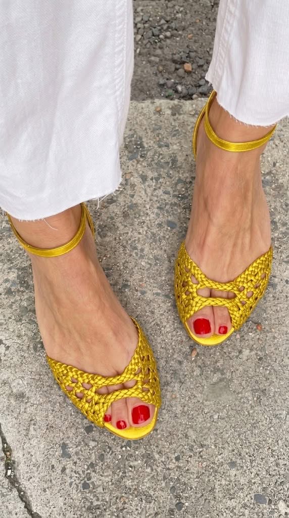 Isadora | Gold Woven Sandals