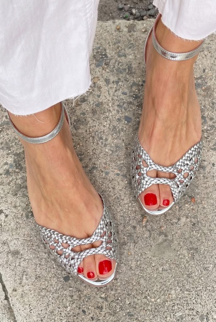 Isadora | Gold Woven Sandals