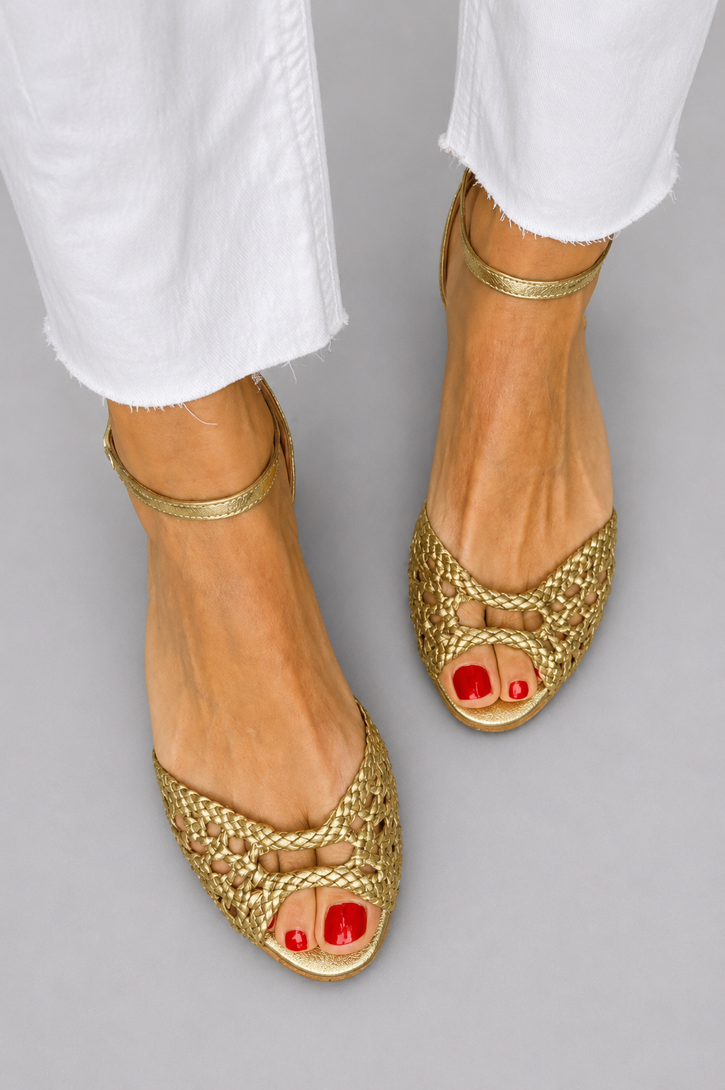 Isadora | Gold Woven Sandals