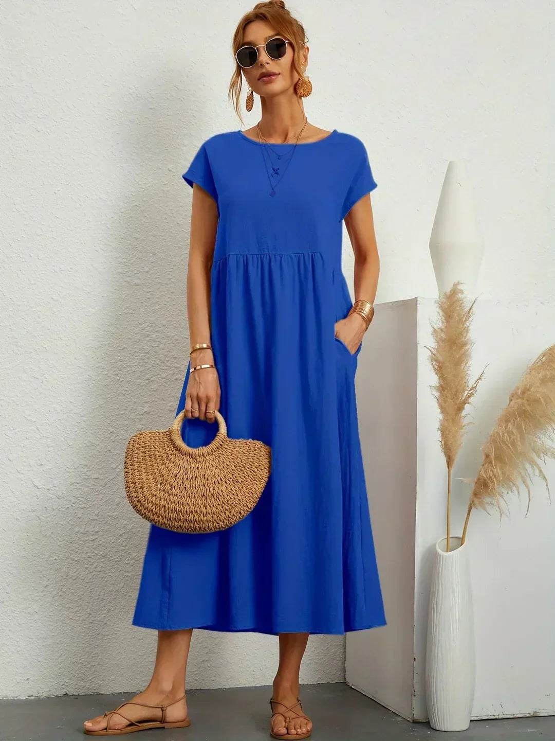 Chloe - Flowing Midi Dress with Timeless Elegance