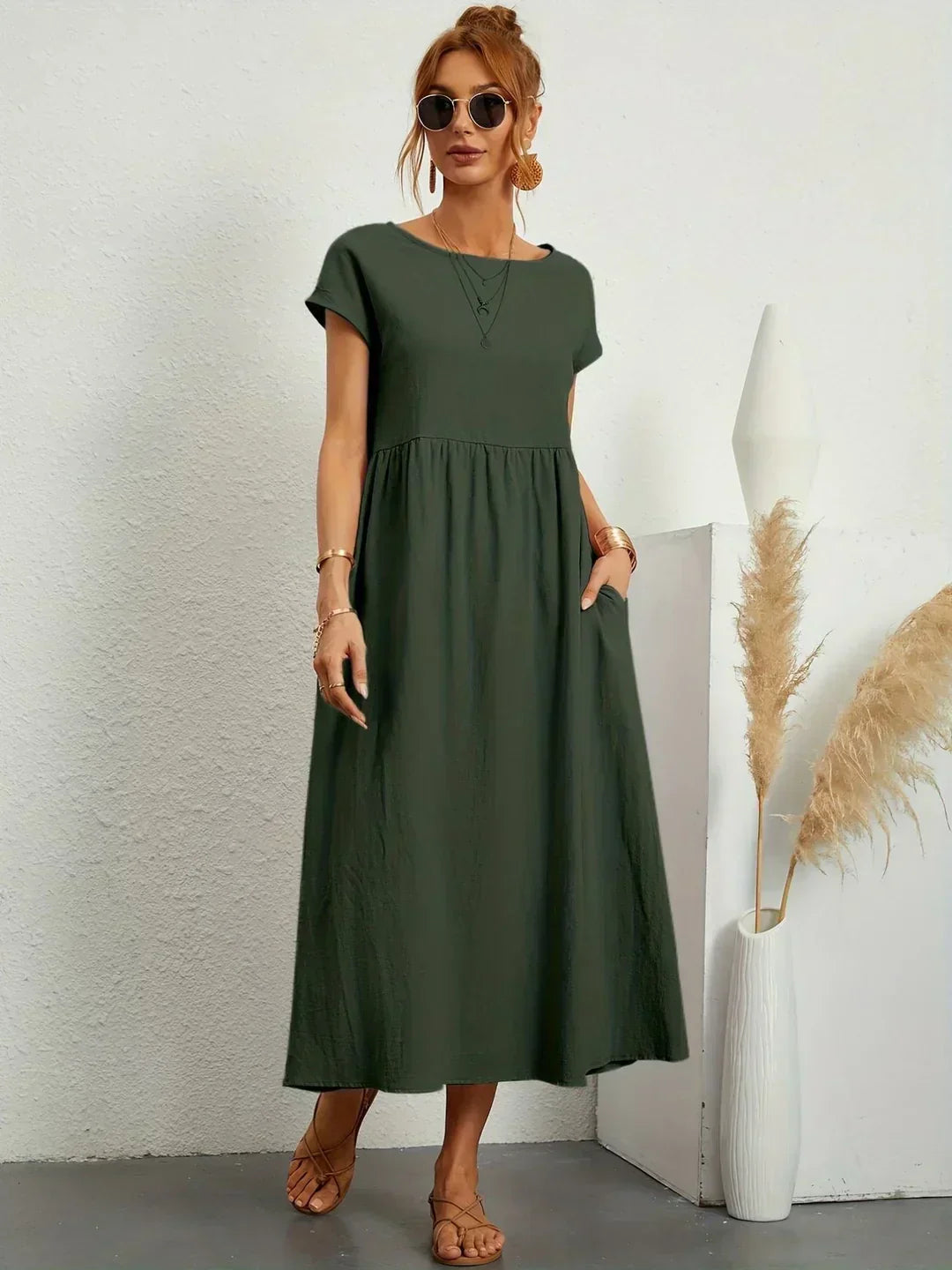 Chloe - Flowing Midi Dress with Timeless Elegance
