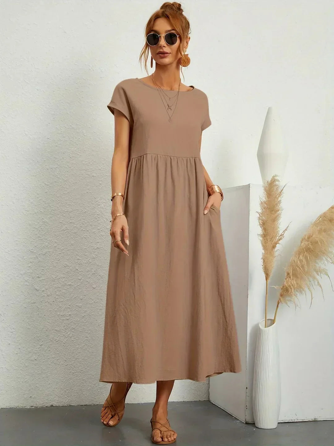 Chloe - Flowing Midi Dress with Timeless Elegance