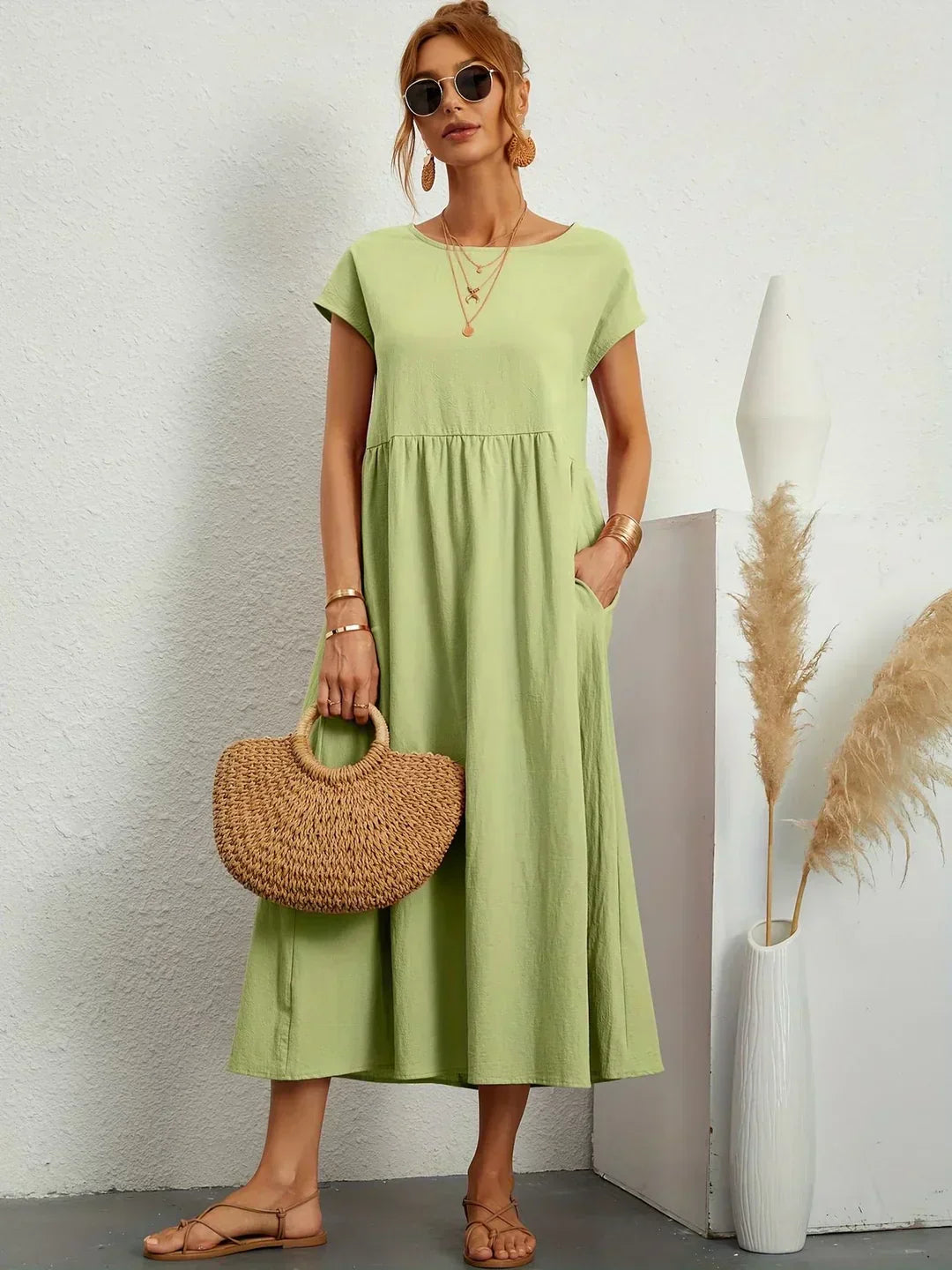 Chloe - Flowing Midi Dress with Timeless Elegance