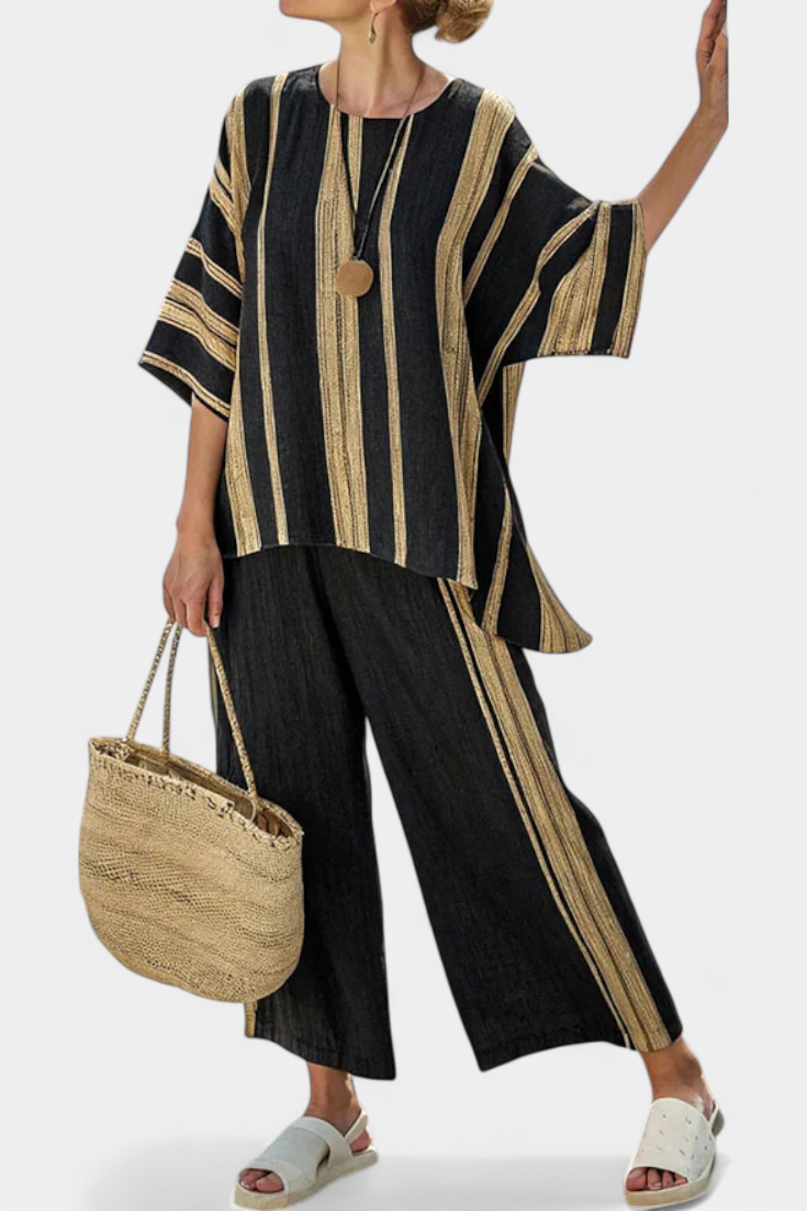 Isa – Comfortable Oversized Striped Top & Relaxed Trousers