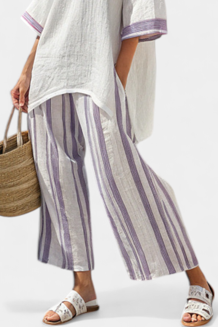 Evi – Comfortable Relaxed Blouse & Striped Bamboo Trousers