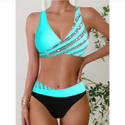 Zoë – Printed Halterneck Bikini Top