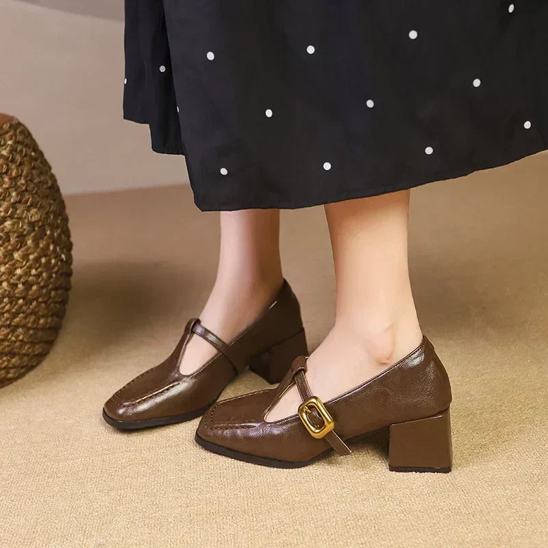 Ria | Timeless Women's Shoes with Elegant Heel