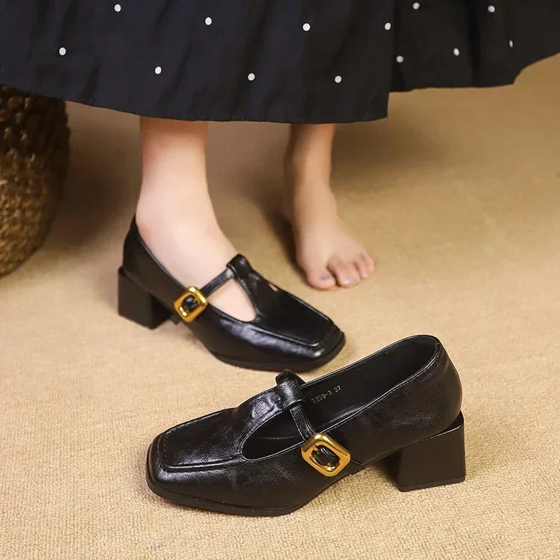 Ria | Timeless Women's Shoes with Elegant Heel