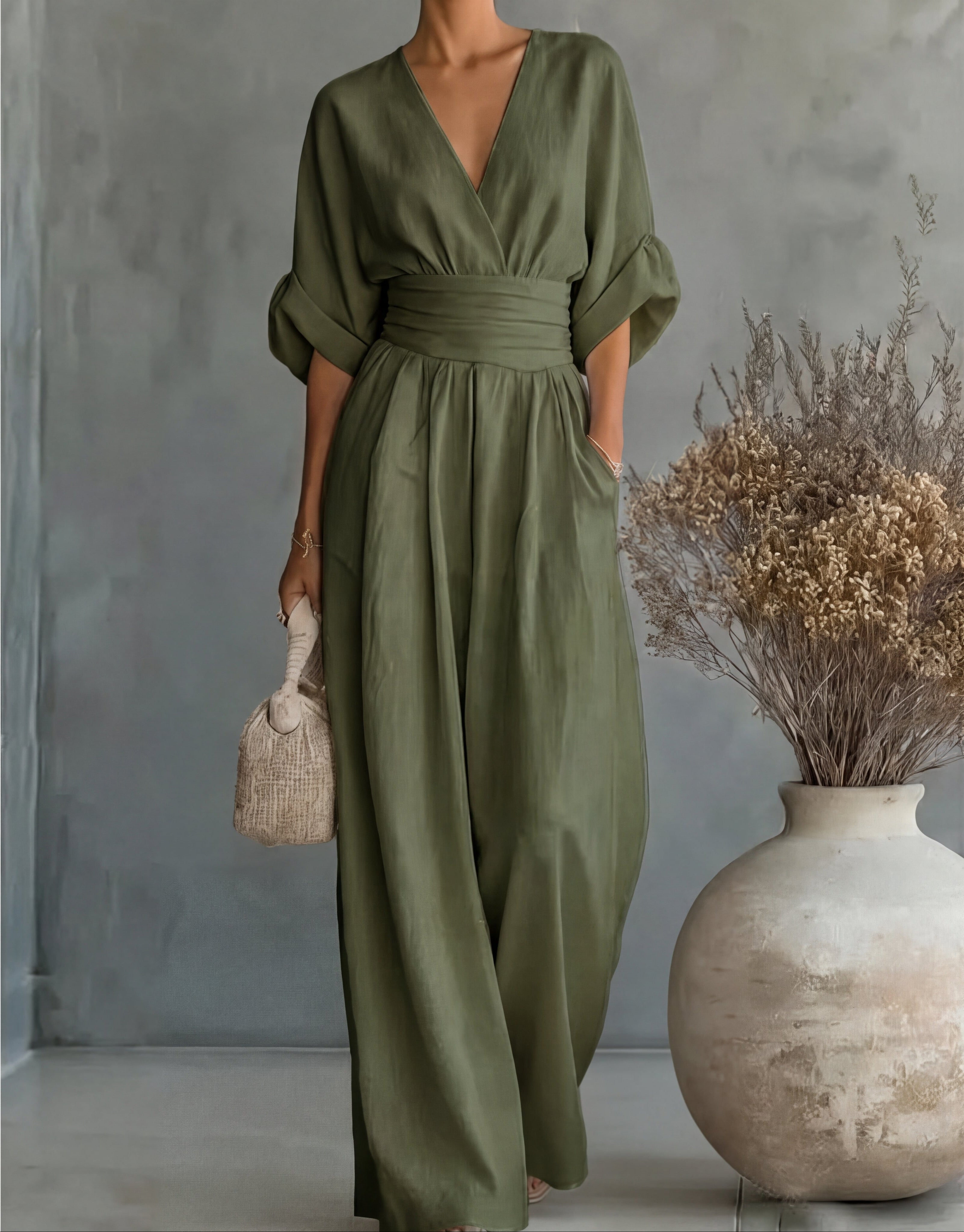 Jacy - Elegant V-Neck Jumpsuit